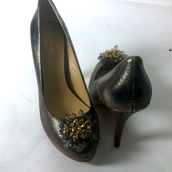 Coach Bergen Soft Crackled Gold Pump New - Picture 2 of 8